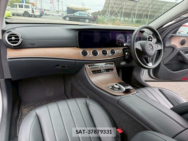 Mercedes Benz E-CLASS 2017-12 7820228-7