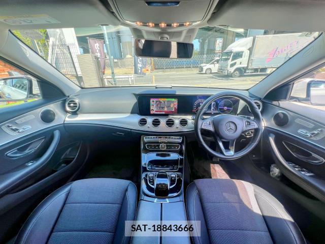 Mercedes Benz E-CLASS 2017-09 7820740-1