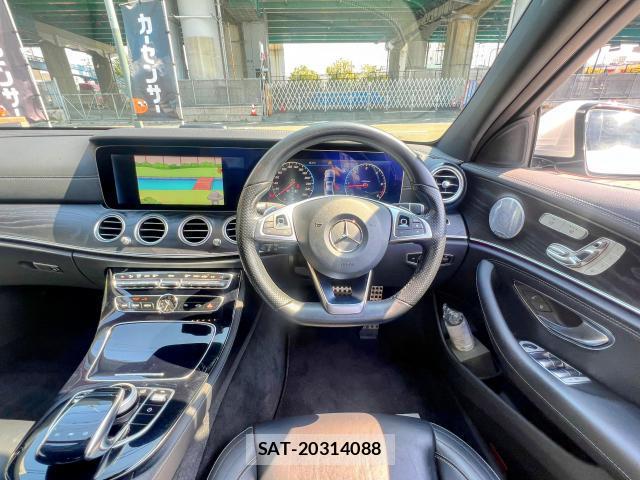 Mercedes Benz E-CLASS 2018-06 7820750-16