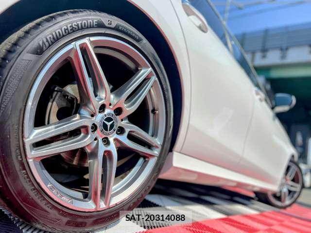 Mercedes Benz E-CLASS 2018-06 7820750-18