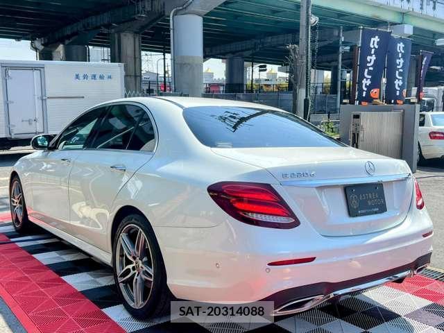 Mercedes Benz E-CLASS 2018-06 7820750-6
