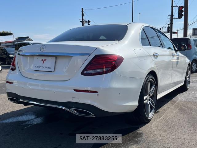 Mercedes Benz E-CLASS 2017-03 7822710-1