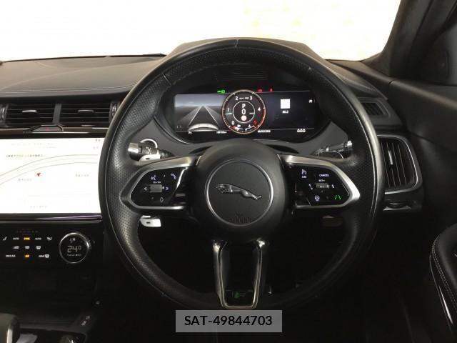 Jaguar E-PACE 2021-06 7817832-8
