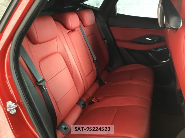 Jaguar E-PACE 2019-05 7817847-10