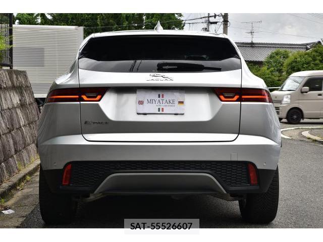 Jaguar E-PACE 2019-11 7819010-1
