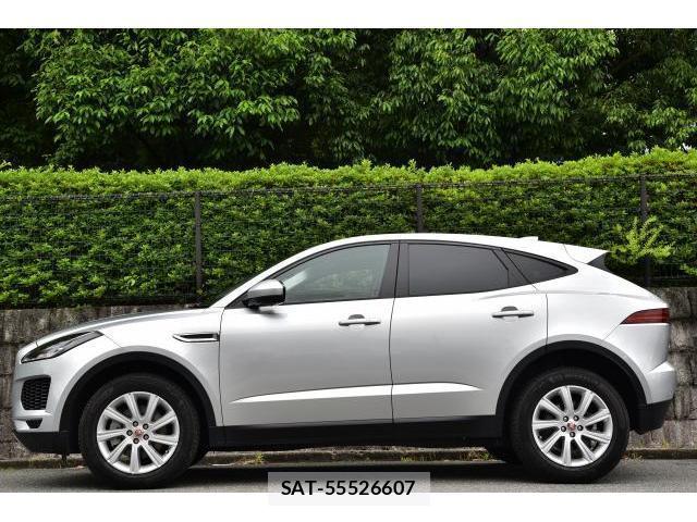 Jaguar E-PACE 2019-11 7819010-10