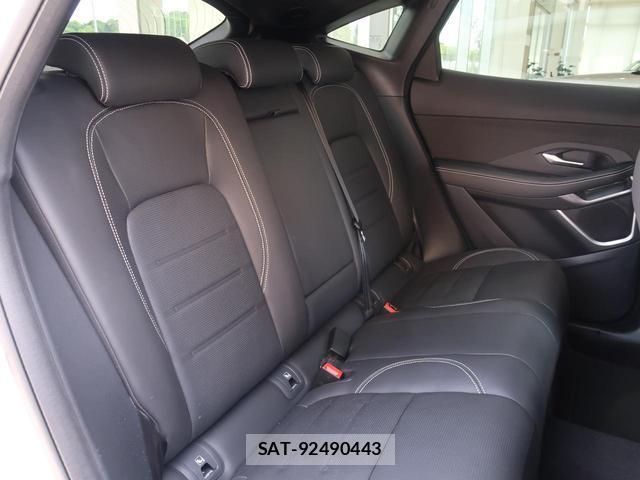 Jaguar E-PACE 2025-03 7819807-17