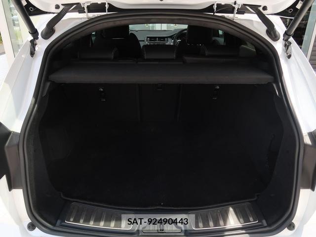 Jaguar E-PACE 2025-03 7819807-18