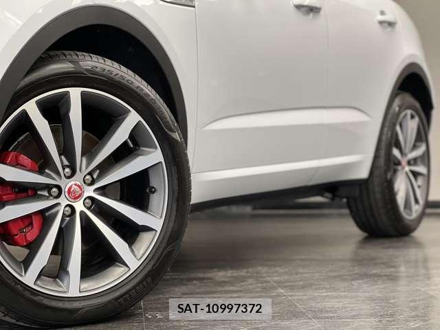 Jaguar E-PACE 2020-08 7823285-9