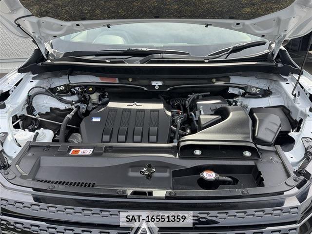 Mitsubishi ECLIPSE CROSS 2024-02 7814338-9