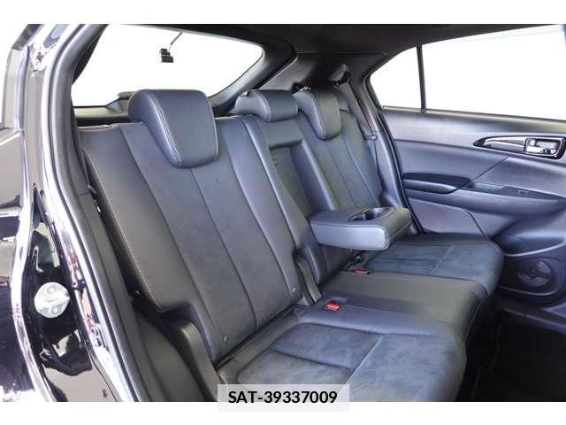 Mitsubishi ECLIPSE CROSS 2021-03 7820561-6