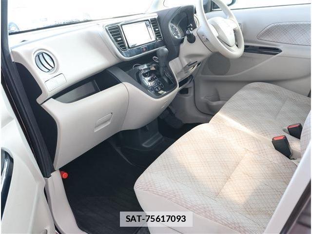 Mitsubishi EK SPACE 2017-06 7811859-14