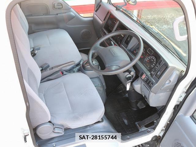 Isuzu ELF TRUCK 2017-09 7812410-2