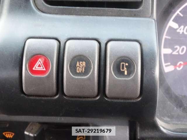 Isuzu ELF TRUCK 2006-02 7813033-10