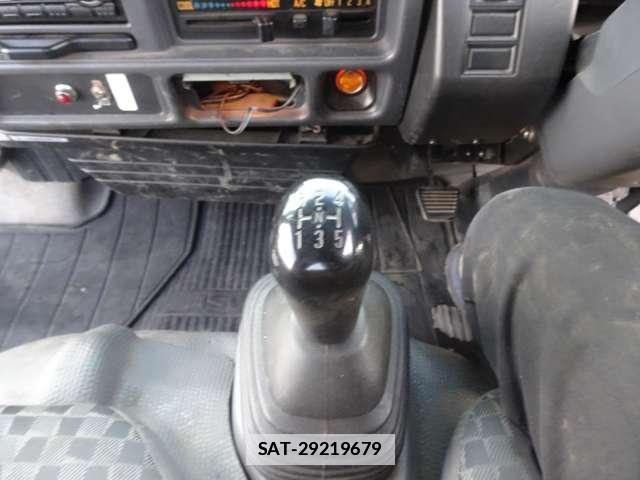 Isuzu ELF TRUCK 2006-02 7813033-13