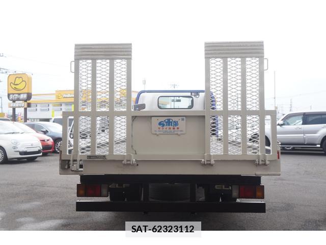 Isuzu ELF TRUCK 2015-02 7813563-4