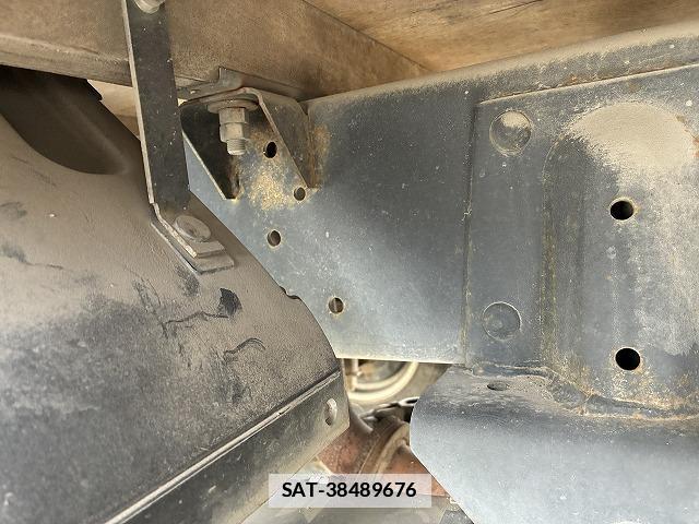 Isuzu ELF TRUCK 2018-12 7816816-15