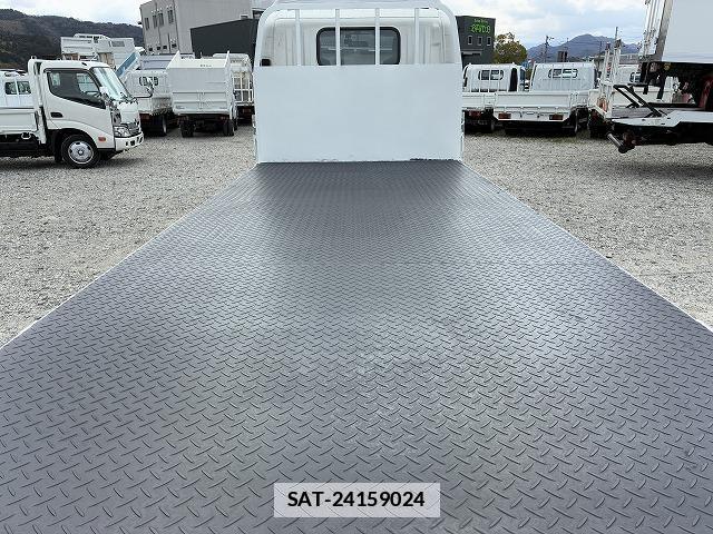Isuzu ELF TRUCK 2023-02 7816820-6