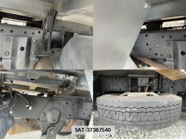 Isuzu ELF TRUCK 2004-03 7816825-13