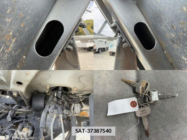 Isuzu ELF TRUCK 2004-03 7816825-18