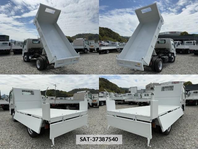 Isuzu ELF TRUCK 2004-03 7816825-2