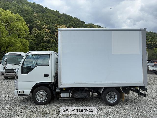 Isuzu ELF TRUCK 2020-03 7816827-3