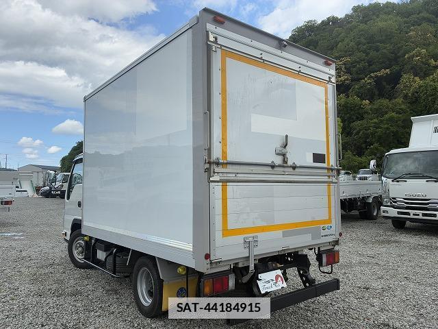 Isuzu ELF TRUCK 2020-03 7816827-5