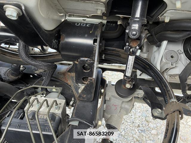 Isuzu ELF TRUCK 2019-03 7816836-19