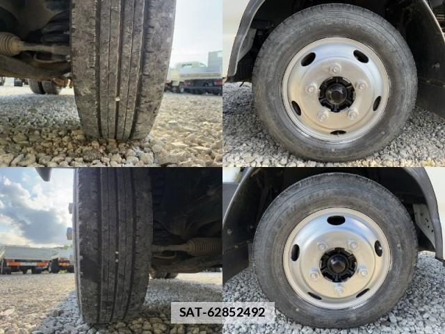 Isuzu ELF TRUCK 2010-06 7816844-11