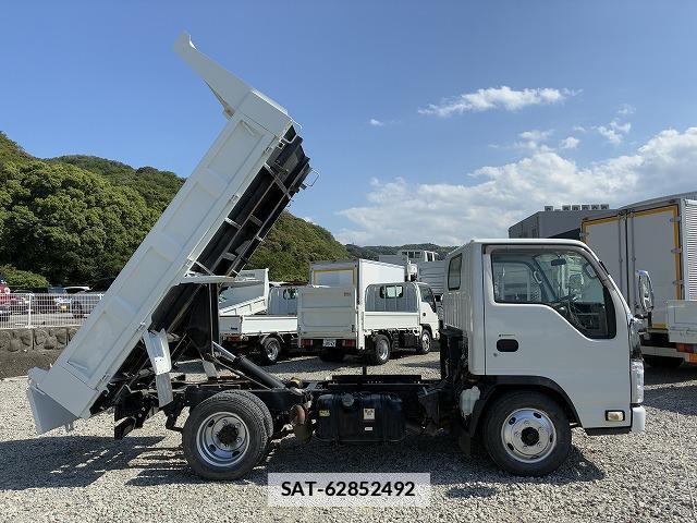 Isuzu ELF TRUCK 2010-06 7816844-2