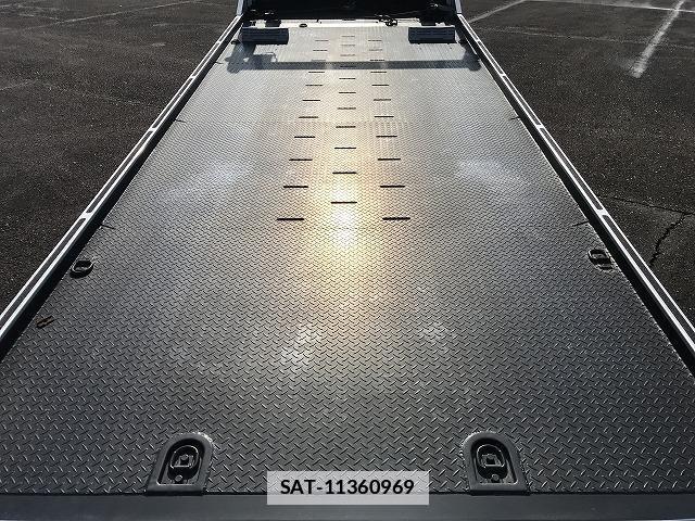 Isuzu ELF TRUCK 2020-03 7817367-7