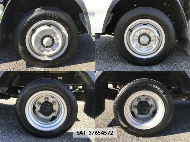 Isuzu ELF TRUCK 2017-09 7817370-16