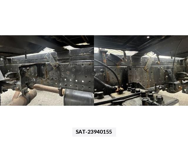 Isuzu ELF TRUCK 2013-04 7817385-10