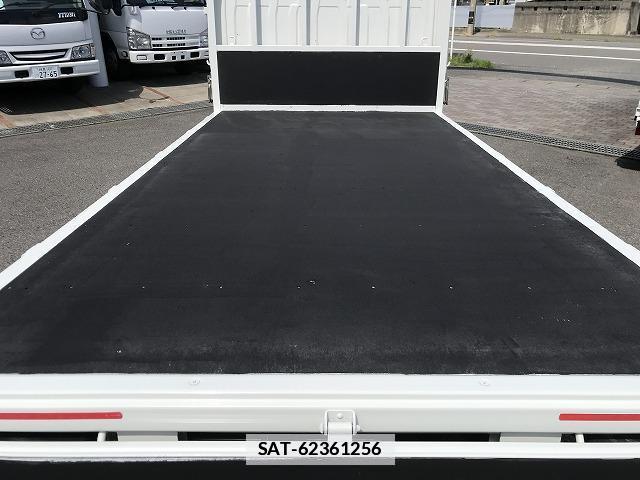 Isuzu ELF TRUCK 2021-07 7817389-8