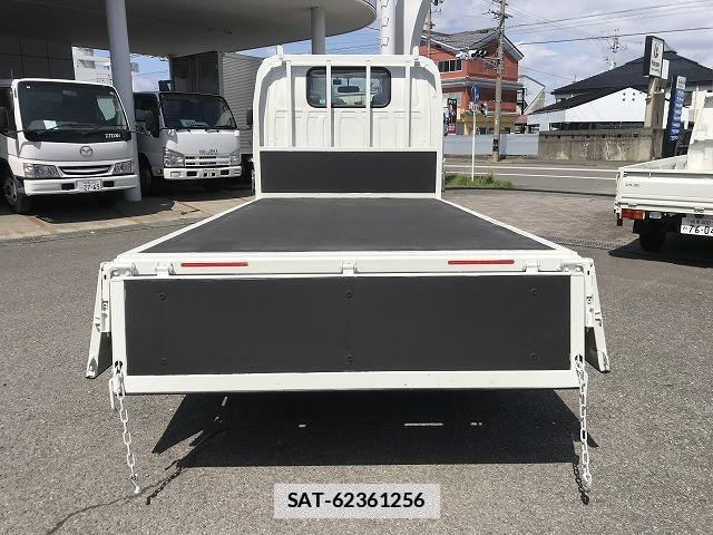 Isuzu ELF TRUCK 2021-07 7817389-9