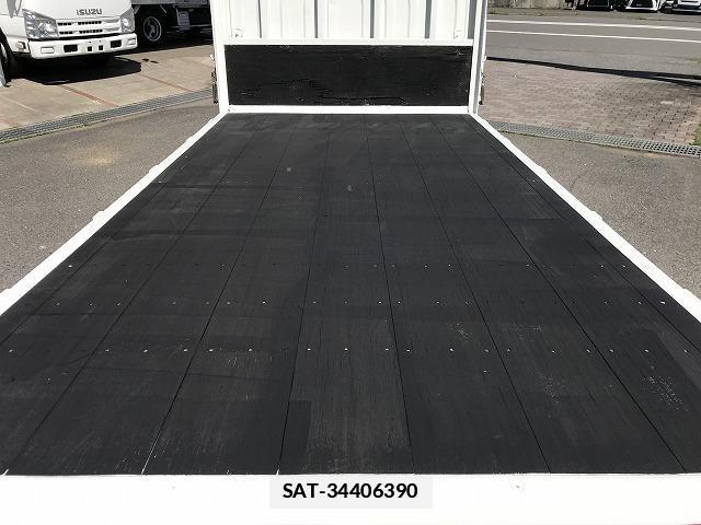 Isuzu ELF TRUCK 2013-11 7817390-9