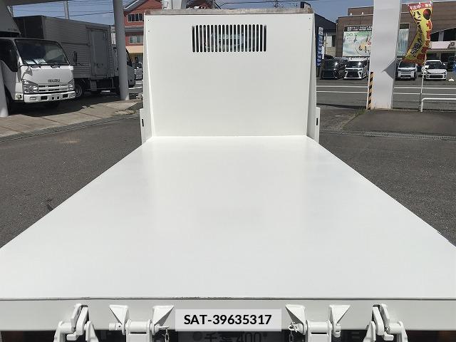 Isuzu ELF TRUCK 2023-09 7817392-8