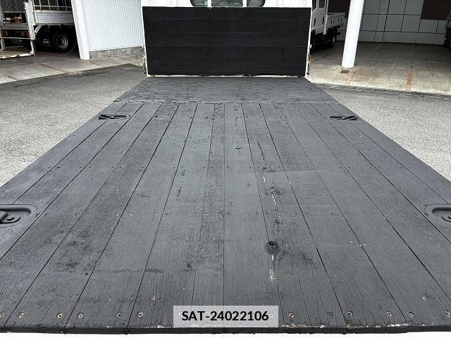 Isuzu ELF TRUCK 2006-07 7817399-8