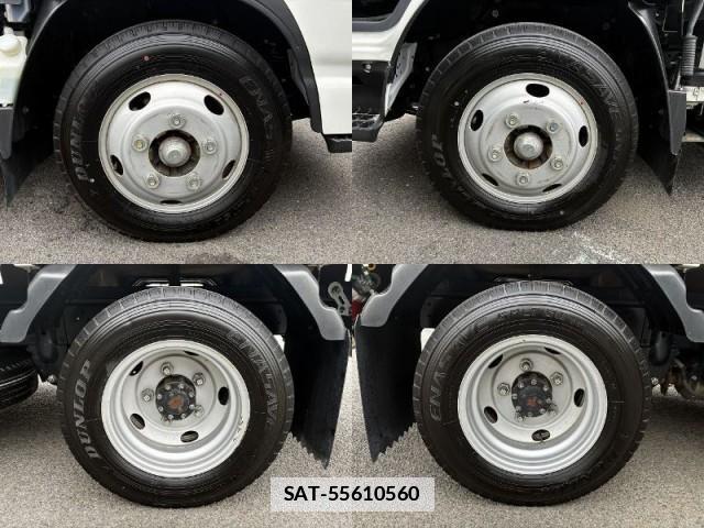 Isuzu ELF TRUCK 2023-04 7817400-12