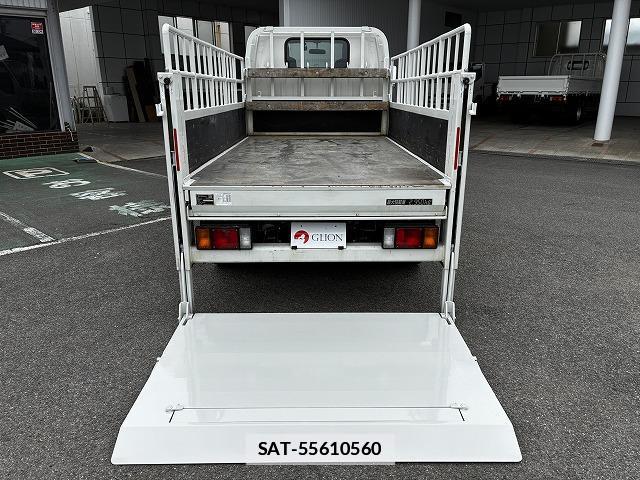 Isuzu ELF TRUCK 2023-04 7817400-6