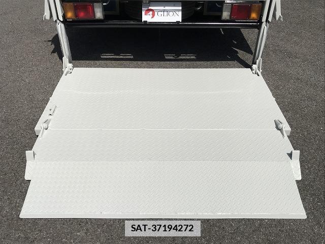 Isuzu ELF TRUCK 2011-11 7817412-10