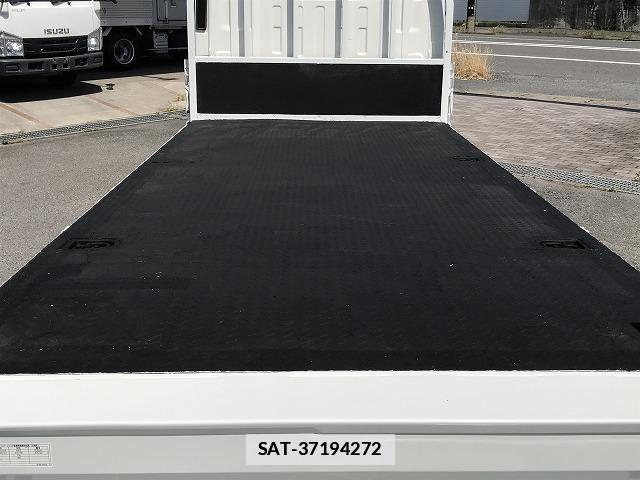 Isuzu ELF TRUCK 2011-11 7817412-8