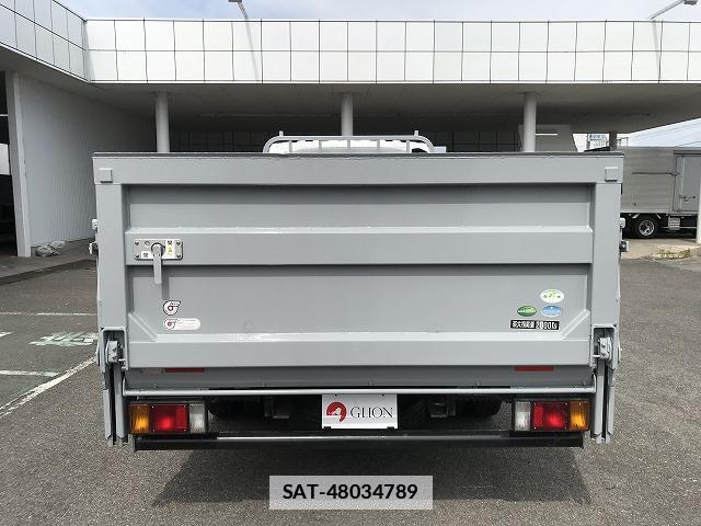 Isuzu ELF TRUCK 2017-08 7817424-9