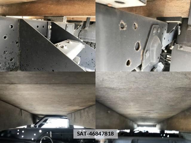 Isuzu ELF TRUCK 2019-06 7817428-12