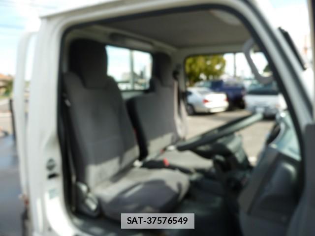 Isuzu ELF TRUCK 2019-03 7817534-7