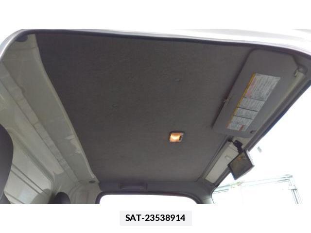 Isuzu ELF TRUCK 2012-03 7817537-9