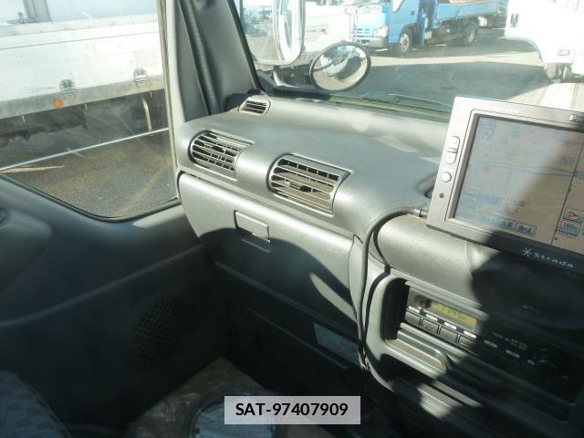 Isuzu ELF TRUCK 2005-06 7817541-11
