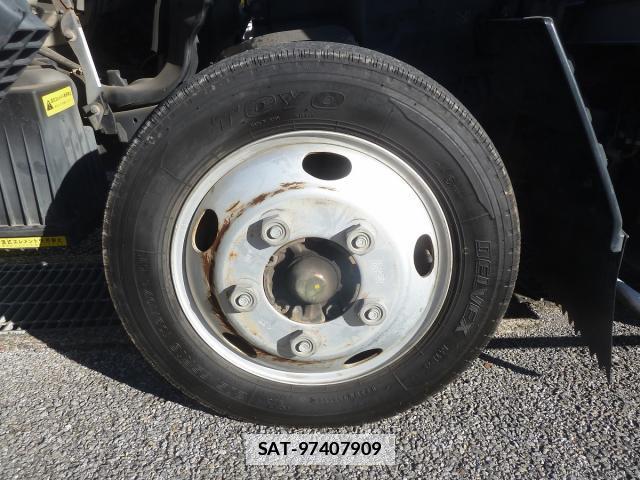 Isuzu ELF TRUCK 2005-06 7817541-9