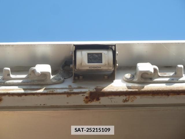 Isuzu ELF TRUCK 2009-03 7817543-15
