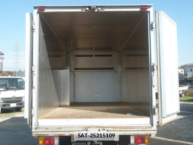 Isuzu ELF TRUCK 2009-03 7817543-8